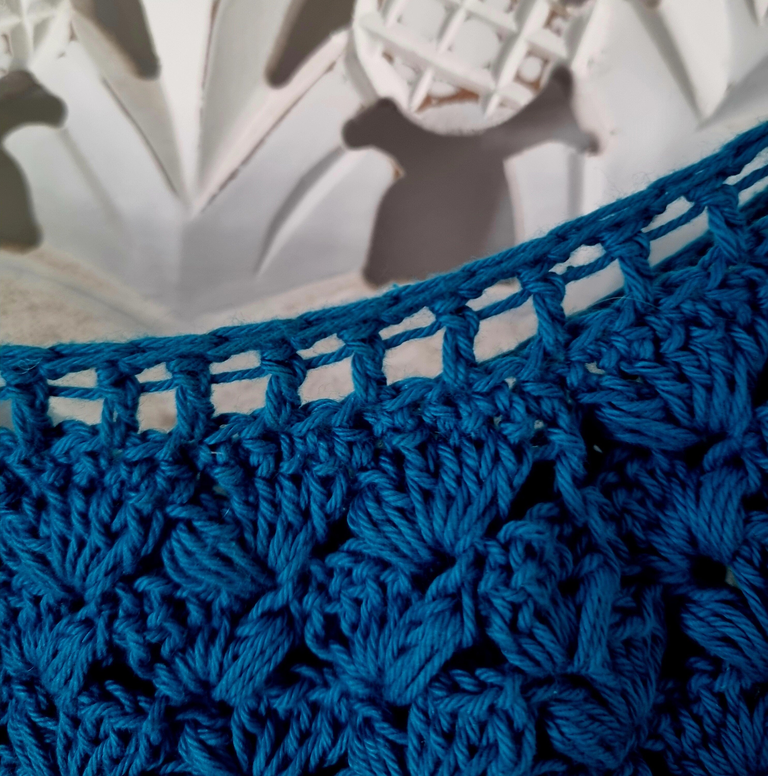 Heart crop top crochet patter